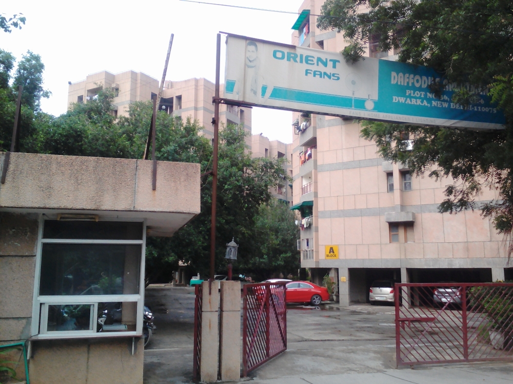 3bhk flat for sale in Daffodils Apartment sector 6 dwarka Delhi